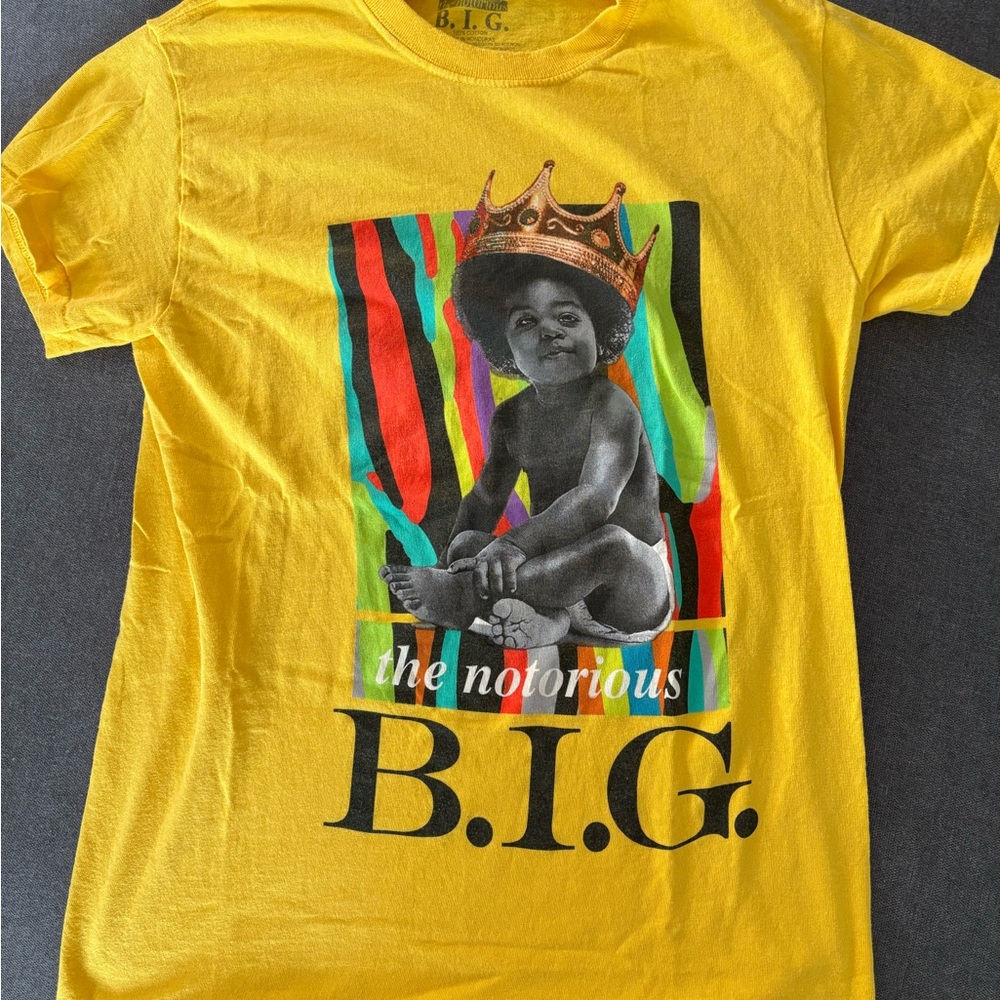 The Notorious B.I.G. Biggie Men's Yellow Graphic T-Shirt - Size Small
